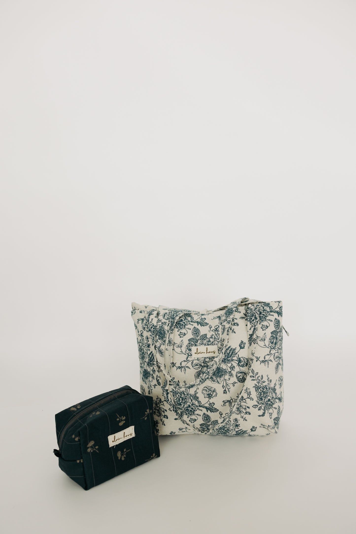 Geneviève Tote | Quilted Blue & Beige Floral Bag