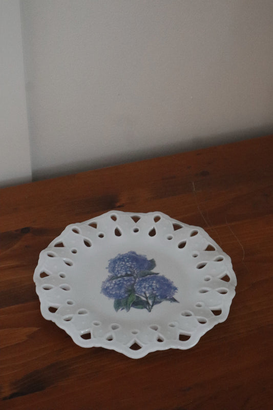 Decorative Hydrangea Plate