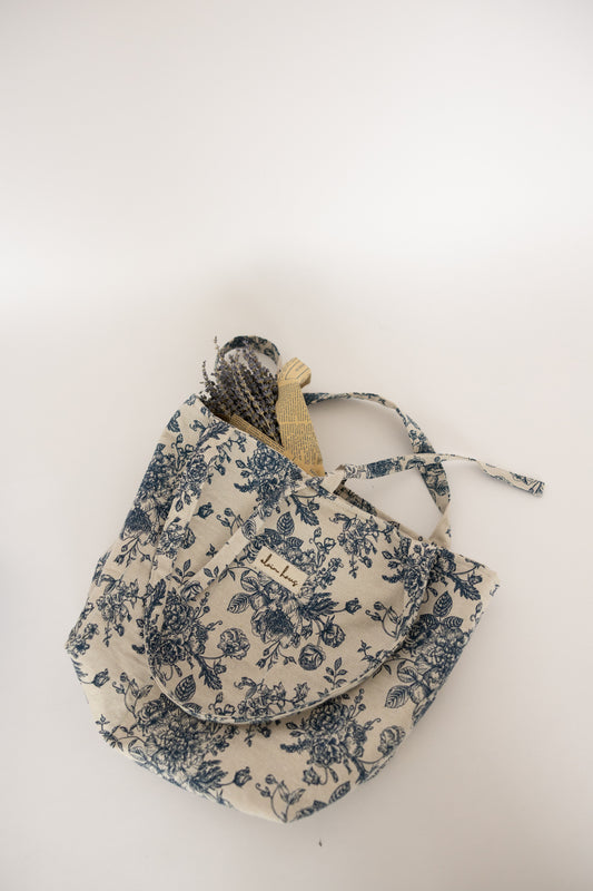 Geneviève Tote | Quilted Blue & Beige Floral Bag