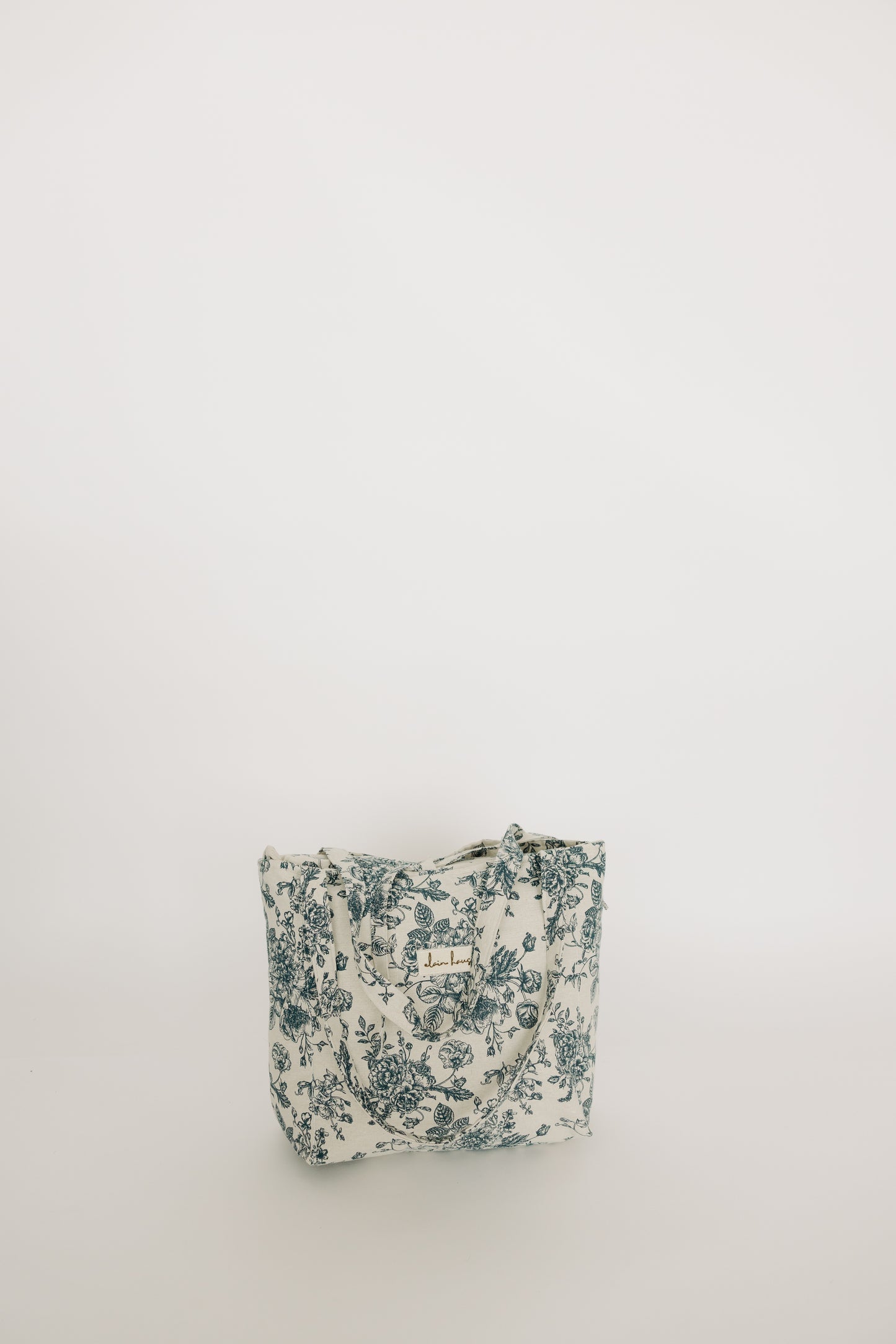 Geneviève Tote | Quilted Blue & Beige Floral Bag